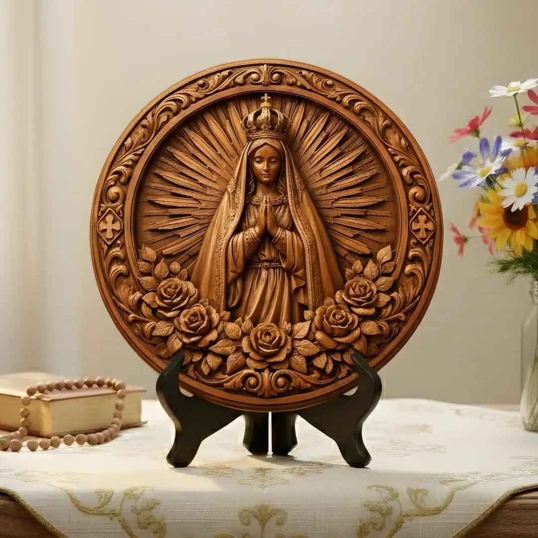 Quadro decorativo circular de Nossa Senhora Aparecida para Santuário Lar, Estilo Madeira, Coleção Legado da Sacralle.